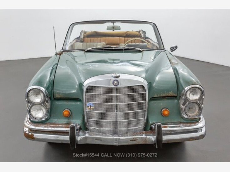 Thumbnail Photo undefined for 1963 Mercedes-Benz 220SE